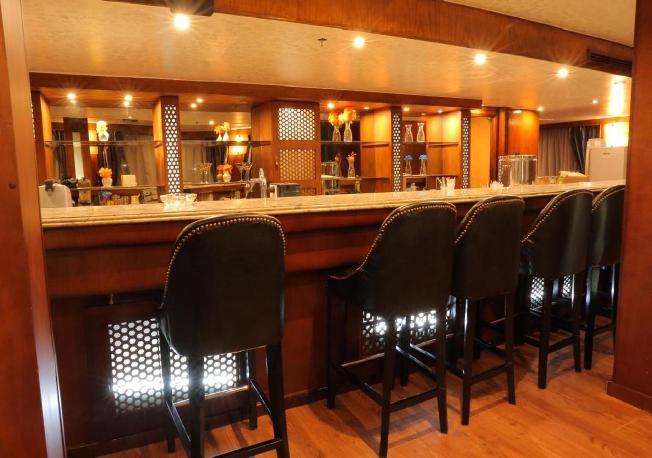 Nile Cruise Al Nabiltan Every Saturday From Luxor 4 Nights & Every Wednesday From Aswan 3 Nights Al Karnak Luaran gambar
